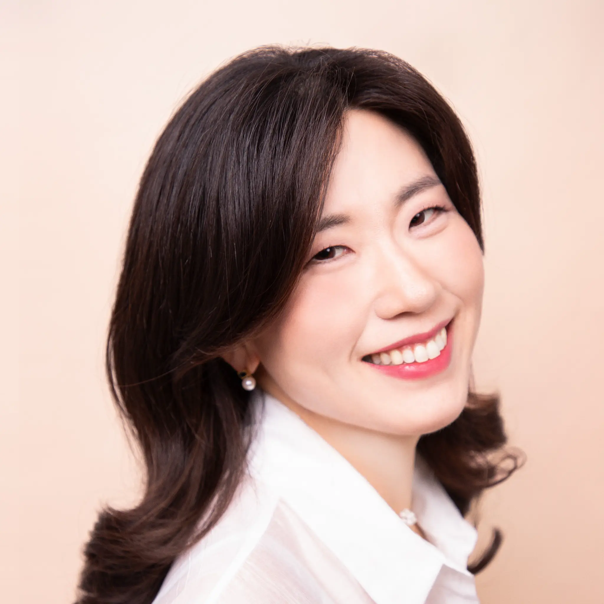 민경임